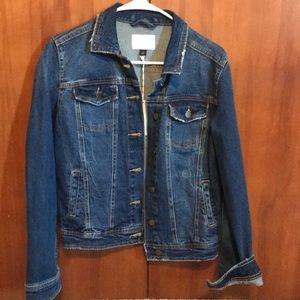Women’s blue Jean jacket